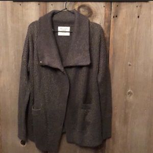Abercrombie & Fitch Cardigan Sweater in Gray Size Small Women’s